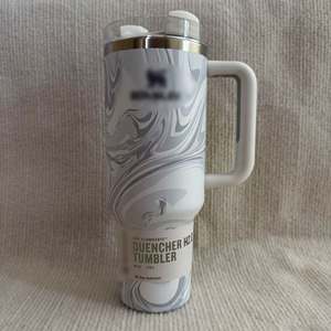 <span class=keywords><strong>Taza</strong></span> de Viaje Personalizada <span class=keywords><strong>Stanley</strong></span> de 40oz, de Acero Inoxidable con Aislamiento al Vacío y Pajita para Uso en el Coche, Aislamiento Térmico de 6-12 Horas - Product Image 6