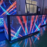 Cabina de DJ Plegable de 6 Paneles con Pantalla LED P3.91 mm, Barras de Montaje Móviles Personalizadas, Escenarios para DJ, Exhibiciones, Pantalla LED Plegable para DJ
