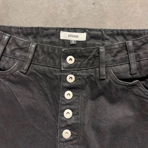 Jeans en denim ciré de luxe sur mesure pour hommes, coupe oversize et baggy, par un fabricant de denim de créateur - Product Image 3