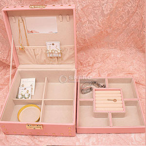 Boîte de rangement à bijoux de voyage portable de luxe en cuir PU personnalisée en usine, légère, pour boucles d'oreilles et colliers, avec serrure - Product Image 1