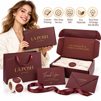 Boîtes cadeaux rouges personnalisées de grande taille avec estampage à chaud doré, boîtes cadeaux en carton de haute qualité pour les marques de beauté et de mode de la Saint-Valentin