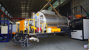 Camión Distribuidor <span class=keywords><strong>de</strong></span> Asfalto Caliente con Tanque <span class=keywords><strong>de</strong></span> Betún <span class=keywords><strong>de</strong></span> 12000 L, Pulverización Uniforme Controlada por Computadora, Excelente Tratamiento <span class=keywords><strong>de</strong></span> Superficies - Product Image 3