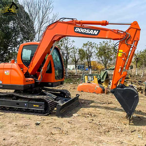 Spécialiste minier avec structure renforcée et haute capacité de godet Mini pelle Doosan Dx75 pour les travaux de construction municipaux - Product Image 3