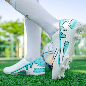 All'ingrosso <span class=keywords><strong>scarpe</strong></span> <span class=keywords><strong>da</strong></span> calcio <span class=keywords><strong>da</strong></span> <span class=keywords><strong>uomo</strong></span> personalizzate Design popolare per sport all'aria aperta comodo ODM/OEM <span class=keywords><strong>scarpe</strong></span> Futsal suola EVA per i ragazzi - Product Image 6