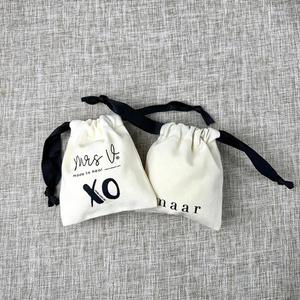 Bolsa de Lona Reutilizable con Cordón de Algodón Orgánico Biodegradable y Duradero para Joyería, con Impresión Serigrafiada - Product Image 5