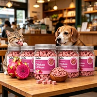Friandises lyophilisées pour chats et chiens : viande de poulet et pitaya, sans céréales, riches en protéines, protègent les intestins et l'estomac, faciles à administrer
