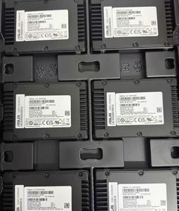 قرص تخزين صلب NVMe نوع U 2 طراز MZWL67T6HBLC-00B07 عالي السعة مع سرعة قراءة وكتابة فائقة لخوادم مراكز البيانات - Product Image 1