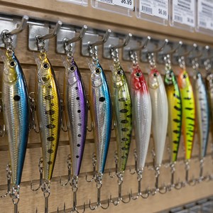 Leurre de pêche coulant ABS Minnow multicolore, appât dur bionique - Crankbait pour achigan - Product Image 6