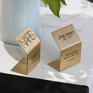 Латунная настольная табличка для макияжа - Product Image 5