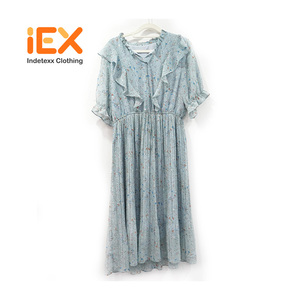 Use el vestido de segunda mano Mujeres largas Vestidos de seda para damas Ropa usada Pacas de Reino Unido - Product Image 5