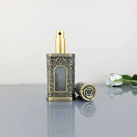 Vente en gros de flacons de parfum vides en verre carrés de luxe de 25 ml avec boîte, vaporisateur d'huile rétro vintage pour parfum et huile essentielle