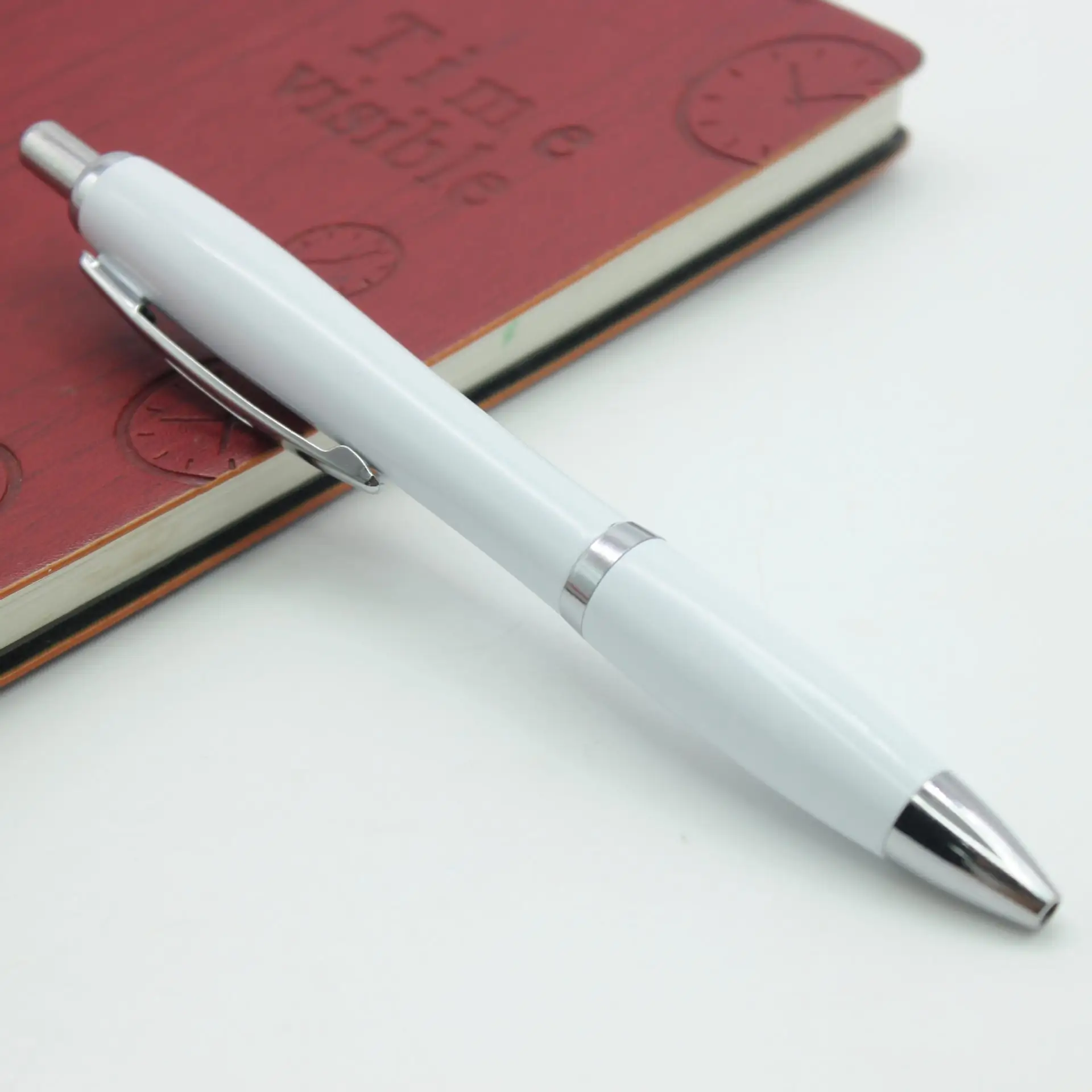 Özel promosyon markalı plastik kalemler süblimasyon boş beyaz stylo tükenmez kalem tam renkli logo uv baskı kalem