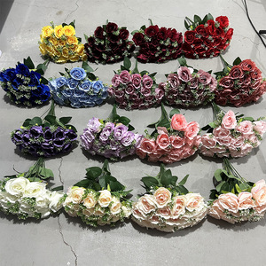 Bouquet de fleurs artificielles Yixuan à 18 têtes de roses ouvertes, en soie, pour décoration de mariage - Product Image 2