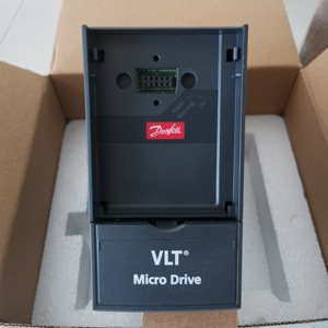 Vlt Micro ổ đĩa 1.5KW VFD 2HP AC ổ đĩa 380-480V biến tần 132f0020 FC-051P1K5T4E20H3BXCXXXSXXX Danfoss chuyển đổi tần số Cổ Phiếu - Product Image 5