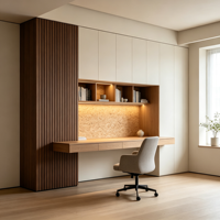 Meubles sur mesure pour toute la maison : Armoire moderne sans poignées en MDF crème avec mur à lattes, niche encastrée LED, pour salon et chambre.