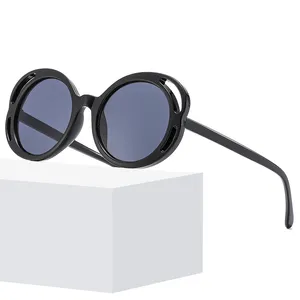 Stilvolle runde Brille in verschiedenen Farben - mit Metallverkleidung für eine schicke Note  PHYSICK PICHTER 3748 Kollektion
