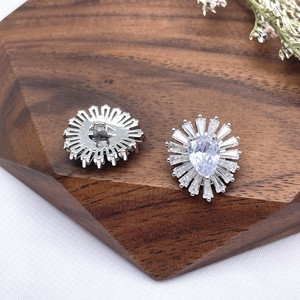 Hàng Mới Về Thiết Kế Độc Đáo Sáng Bóng Zircon Pha Lê Rhinestone Kim Cương Phụ Kiện May Mặc Nút Thủ Công Với Đá Zircon - Product Image 3