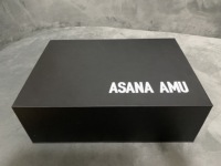 Boîte en papier personnalisée avec logo blanc, finition brillante UV, couvercle magnétique, emballage cadeau pour vêtements, imprimée