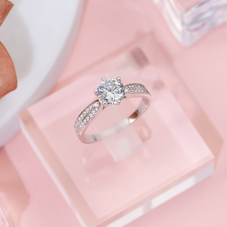 Or massif blanc 18 carats