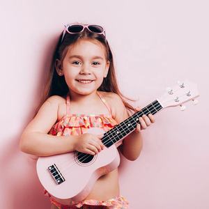 Accordeur <span class=keywords><strong>UKULELE</strong></span> Ukulélé peint Ukulélé populaire 21 pouces Soprano 21 pouces Ligne de <span class=keywords><strong>dessin</strong></span> Soprano Tilleul OEM ODM CN;JIA Dyed Solidwood - Product Image 3