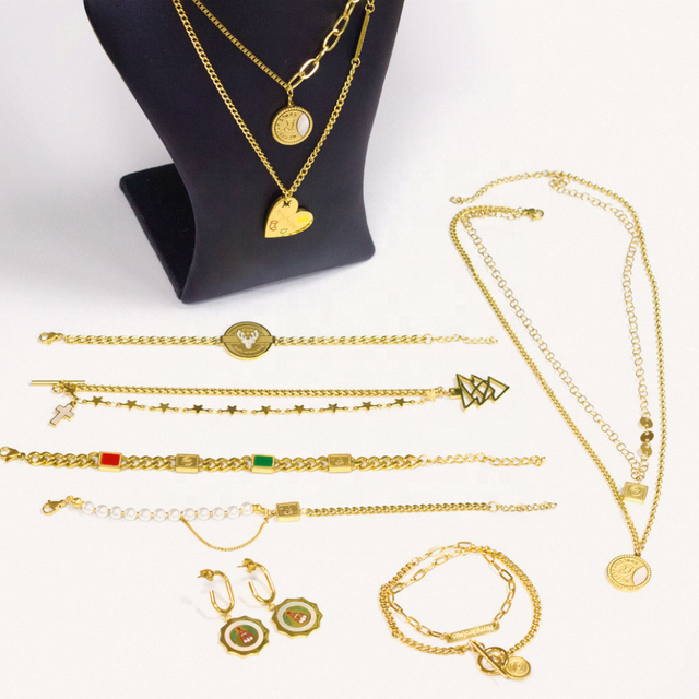 Fashion Woman Christmas Jewelry Set 18k Gold PVD Plated Earring Necklace Bracelet Stainless Steel Jewelry Set