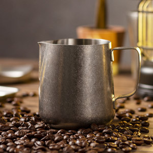 เหยือกนมสเตนเลส 304 ปากแหลมคม สำหรับทำลาเต้อาร์ต เหยือกนม เหยือกตีฟองนม อุปกรณ์บาริสต้า ถ้วยเอสเพรสโซ - Product Image 6