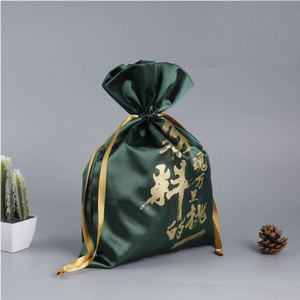 ถุงบรรจุภัณฑ์สำหรับต่อผมแบบผ้าซาตินสีดำสั่งทำพิเศษ - Product Image 3