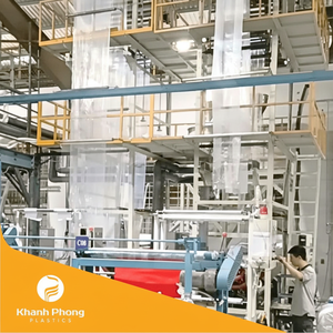 Film d'emballage rétractable en PE en gros pour lignes automatiques et semi-automatiques, offrant des rouleaux pliés en accordéon à enroulement unique - Product Image 1