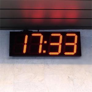 นาฬิกาติดผนัง <span class=keywords><strong>LED</strong></span> ทันสมัย พร้อมฟังก์ชั่นจับเวลา แสดงเวลาแบบดิจิตอล ของตกแต่งคริสต์มาส ใช้ได้ทั้งภายนอกและภายในอาคาร คุณภาพดี กันน้ำ พร้อมฟังก์ชั่นวัดอุณหภูมิ - Product Image 4