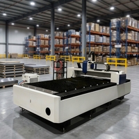 Machine de découpe laser à fibre industrielle 6000W CNC avec refroidissement par eau et contrôle Cypcut pour la découpe des métaux