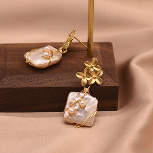 Boucles <span class=keywords><strong>d</strong></span>'oreilles pendantes à motif floral, perles baroques carrées naturelles, pour femmes, bijoux fins, vente en gros, boucles <span class=keywords><strong>d</strong></span>'oreilles en vrac - Product Image 3