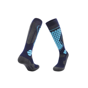 Màu Xanh Lá Cây Với Màu Trắng Bóng Đá Vớ 3D Mô Hình Dưới Logo Thân Thiện Với Môi Thoáng Khí Mùa Đông Bóng Đá Vớ - Product Image 2