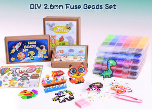 Perles de fusion de précision de haute qualité 2,6 mm, 26000+ pièces, kit de loisirs créatifs Perler Hama avec planche à perforations, pincettes et papier de repassage - Product Image 4