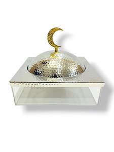 Plato cuadrado de metal para servir con tapa, acabado plateado martillado, diseño oriental con luna creciente dorada, vendedor de la India. - Product Image 1