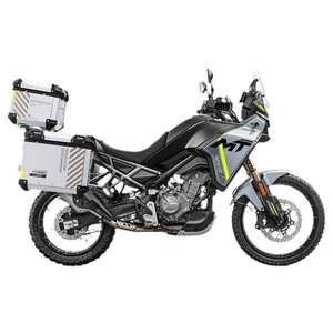 Motocicleta de Aventura C-F-MOTO de 450cc con Tres Cajas de Equipaje para Uso Todoterreno - Product Image 5