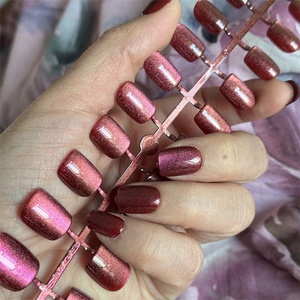 Lindo ojo de gato diseño francés púrpura acrílico Press-Ons 30 piezas ataúd corto <span class=keywords><strong>uñas</strong></span> postizas <span class=keywords><strong>para</strong></span> mujeres pegamento brillante Dedo de palo Simple - Product Image 1