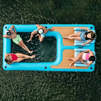 Île flottante gonflable antidérapante de taille personnalisée avec filet central pour jeux aquatiques