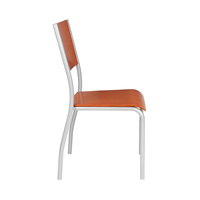 Chaise d'appoint de café avec structure en métal argenté, assise et dossier en contreplaqué à grain de bois, revêtement poudré, sans accoudoirs, pour restaurant, vente en gros