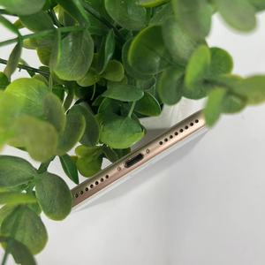 Smartphone all'ingrosso originali sbloccati usati di alta qualità - <span class=keywords><strong>iPhone</strong></span> 8 Plus - Product Image 4