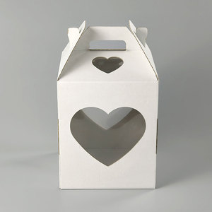 White <b>Square</b> Cake Box With Heart Window And Handle Self Erecting Paperboard Packaging For Food - Product Image 3