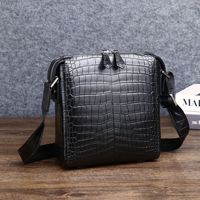 Nouveau sac à bandoulière pour homme à motif crocodile, sac à dos tendance pour homme, sac à bandoulière petit format pour extérieur