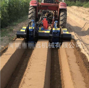 Fraise Ridging Machine Tracteur Avec <span class=keywords><strong>Verger</strong></span> Stemming Machine Légumes Serre Oignon Vert Gingembre Ditching Machine - Product Image 2