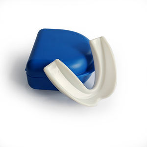 Nuevo protector <span class=keywords><strong>bucal</strong></span> EVA Protección para dientes orales Anti molienda Tirantes de <span class=keywords><strong>boxeo</strong></span> Protector <span class=keywords><strong>bucal</strong></span> para dientes Protector <span class=keywords><strong>bucal</strong></span> para molienda de dientes - Product Image 2