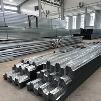 Prix d'usine YX51-342-1025 Matériaux de construction métalliques Dalle de plancher en acier renforcé à haute capacité de charge pour toiture d'appartement