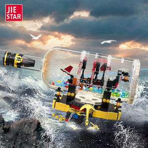 JIESTAR JJ9026 852PCS Série de films Bouteille Bouteille Navire <span class=keywords><strong>pirate</strong></span> Modèle de blocs de construction Jouet éducatif technique Cadeau de festival - Product Image 2
