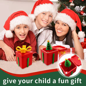 Jouets d'arbre de Noël 3D en plastique durable, décorations de bureau amusantes et originales, nouveauté de Noël à succès transfrontalier, sûrs et amusants - Product Image 5