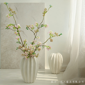 Fleurs artificielles Yihua Floral Art Fragrant Mountain, fleurs en soie blanches, décoration d'intérieur, style moderne et simple - Product Image 4