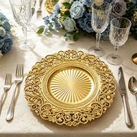 Assiettes de présentation de luxe dorées Wojia 13 pouces, bord creux, style européen, en plastique peint par poudrage, pour décoration de table de mariage et de banquet