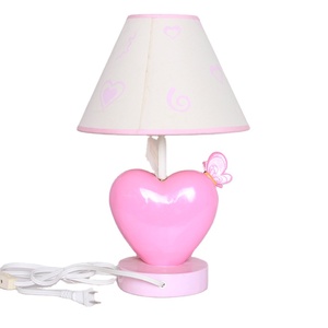 Tùy Chỉnh Dễ Thương Phòng Ngủ Bàn Trang Trí Ánh Sáng Sống Màu Hồng Hình Trái Tim Thời Trang Nhựa Đèn Bàn - Product Image 3