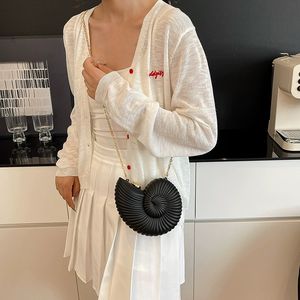 Toptan çanta yeni tasarım benzersiz moda zincir Crossbody çanta akrilik kabuk kabuklu şekilli çanta kadınlar için - Product Image 5